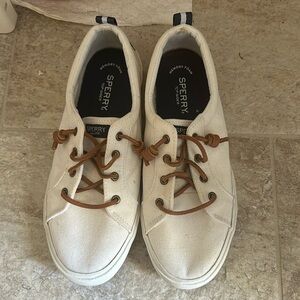 Women’s Sperry Topsider shoes size 9